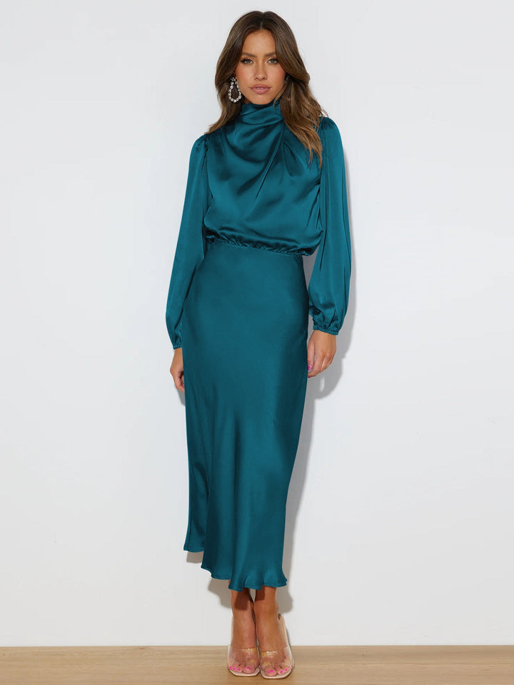 Isabella™ | Sofistikeret Satin Midi Kjole
